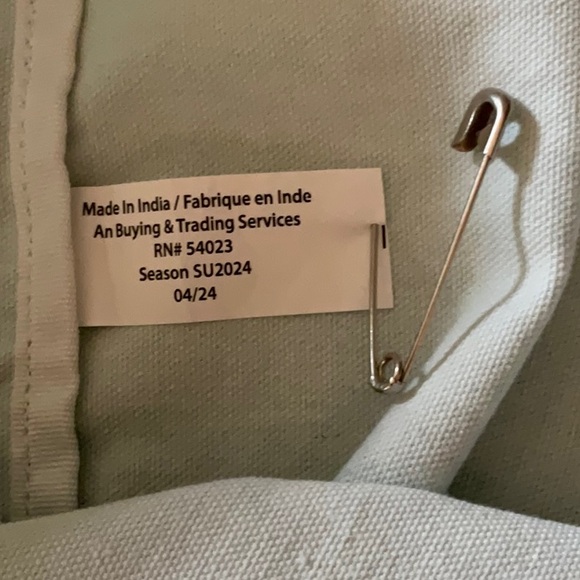 ATHLETA TOTE/BEACH/BABY BAG - Picture 2 of 11